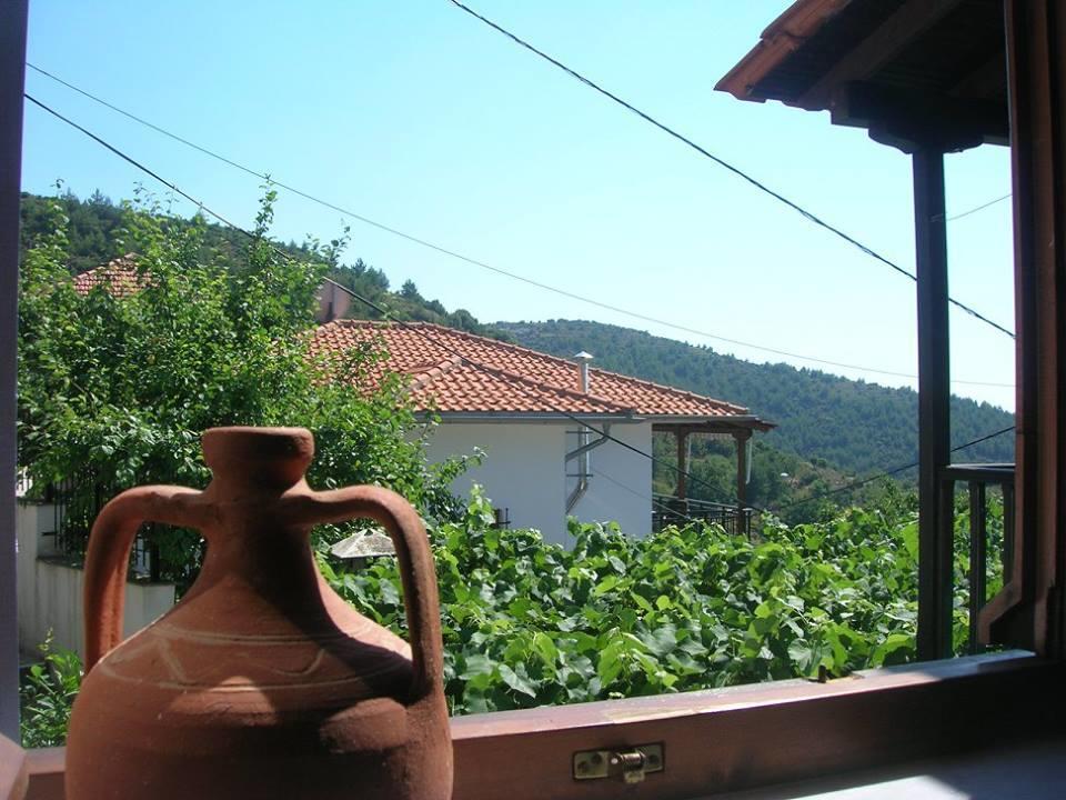 Athina'S House Guest House Skala Sotiros Eksteriør bilde