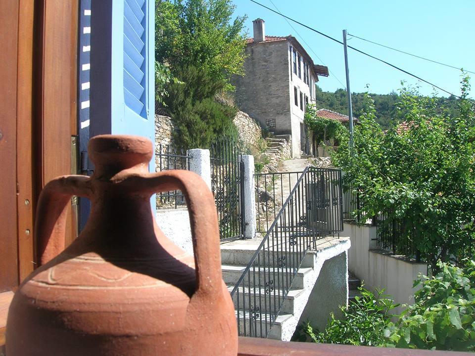 Athina'S House Guest House Skala Sotiros Eksteriør bilde