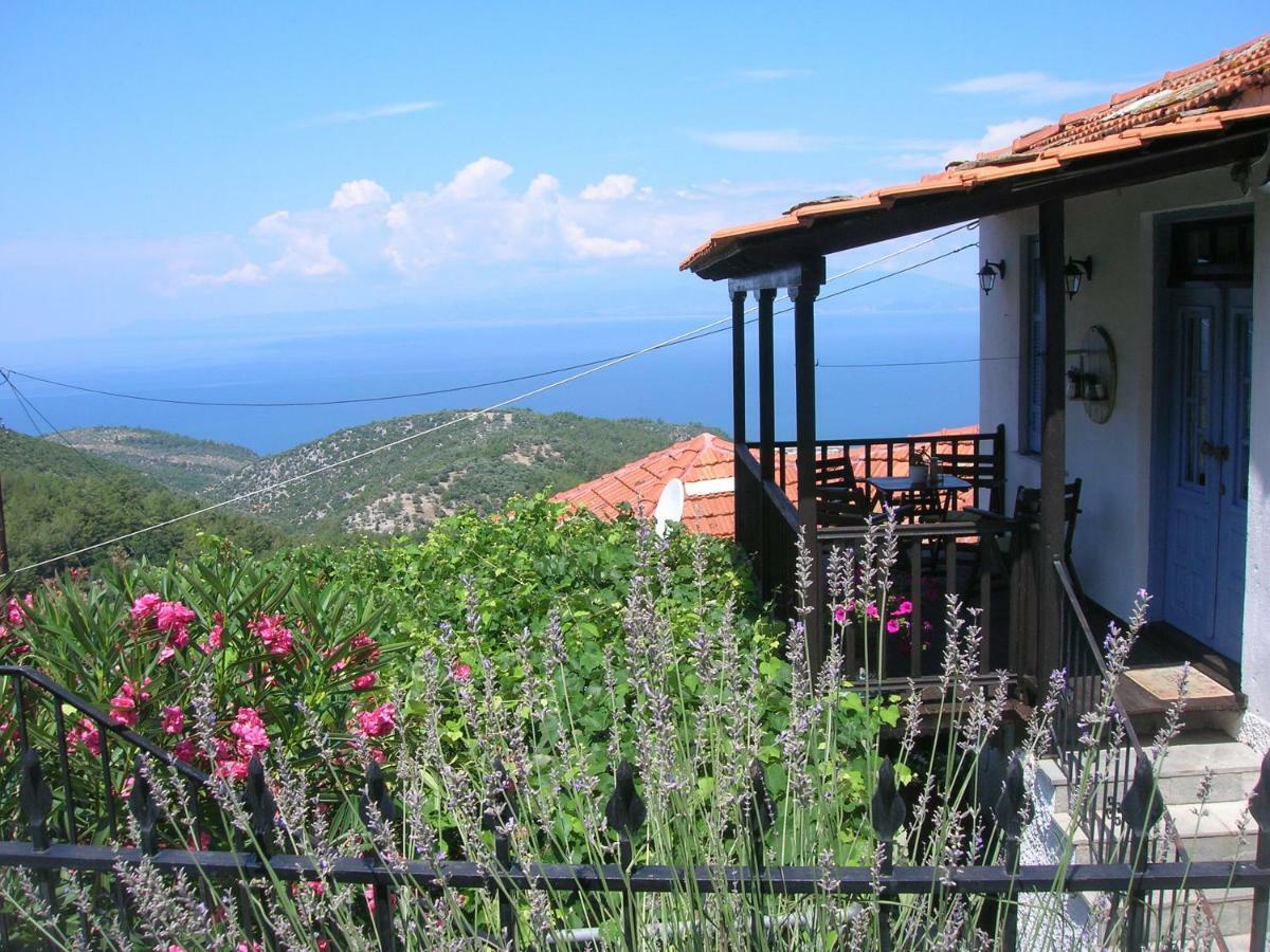 Athina'S House Guest House Skala Sotiros Eksteriør bilde