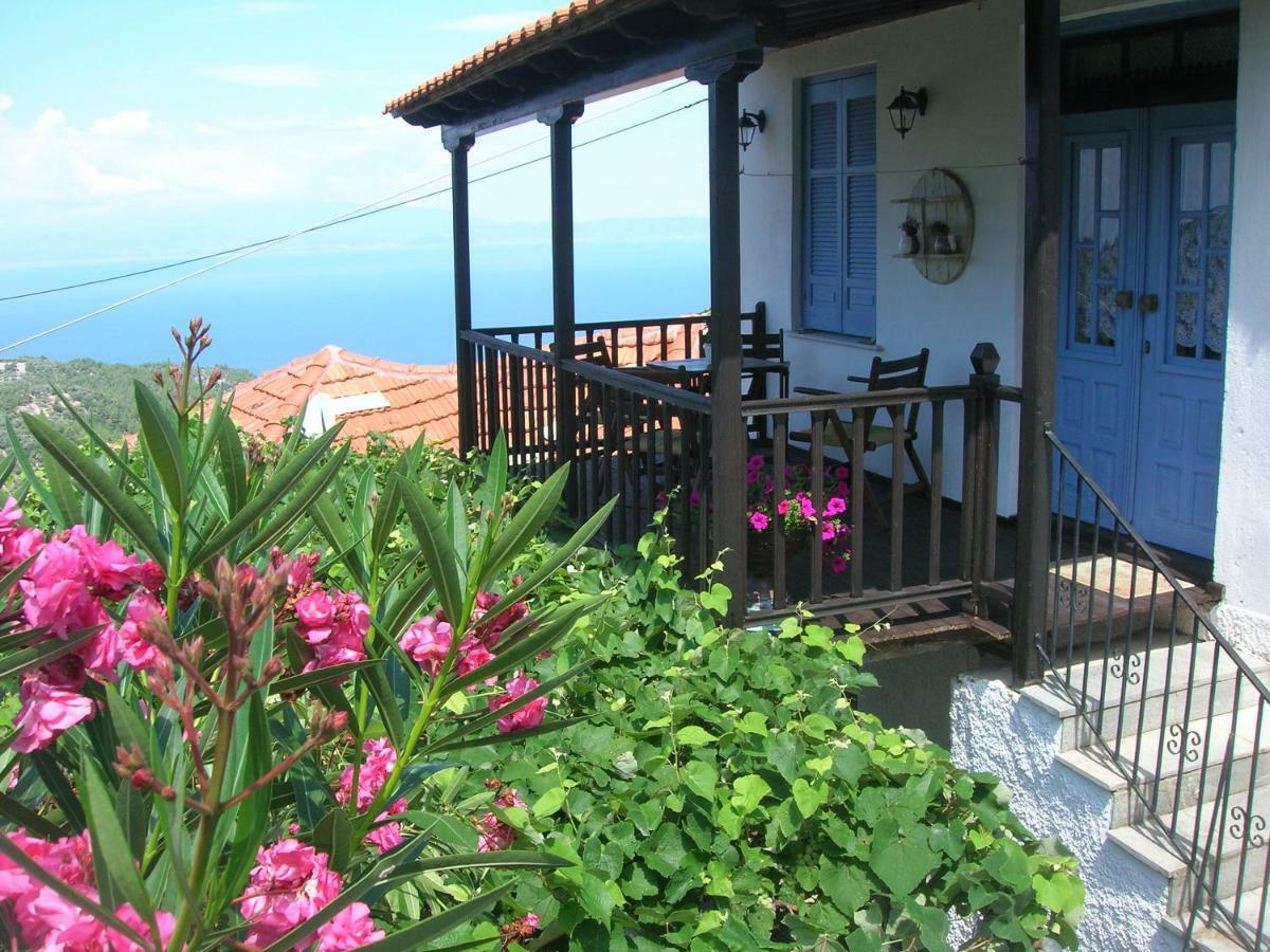 Athina'S House Guest House Skala Sotiros Eksteriør bilde